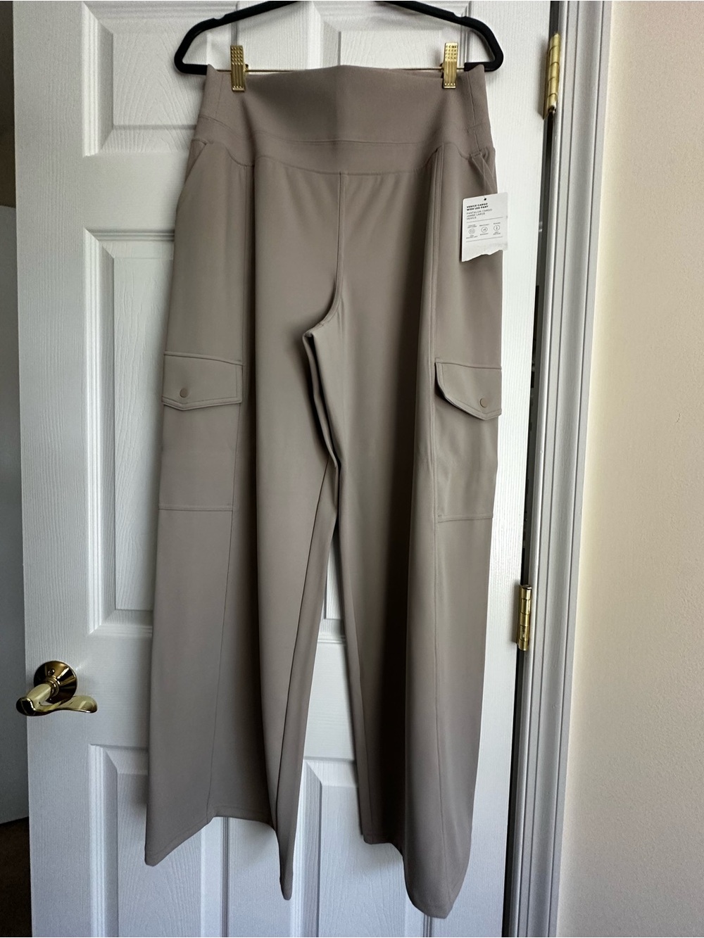 Athleta Wide-Leg Cargo Pants — Taupe Beige